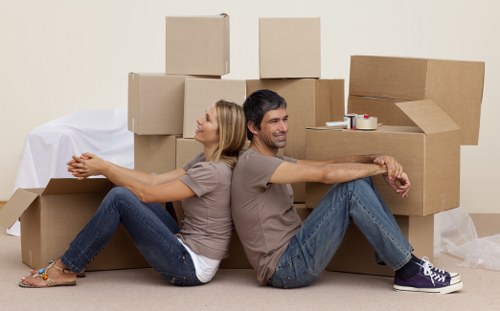 Local home removal service planning for packing and loading items